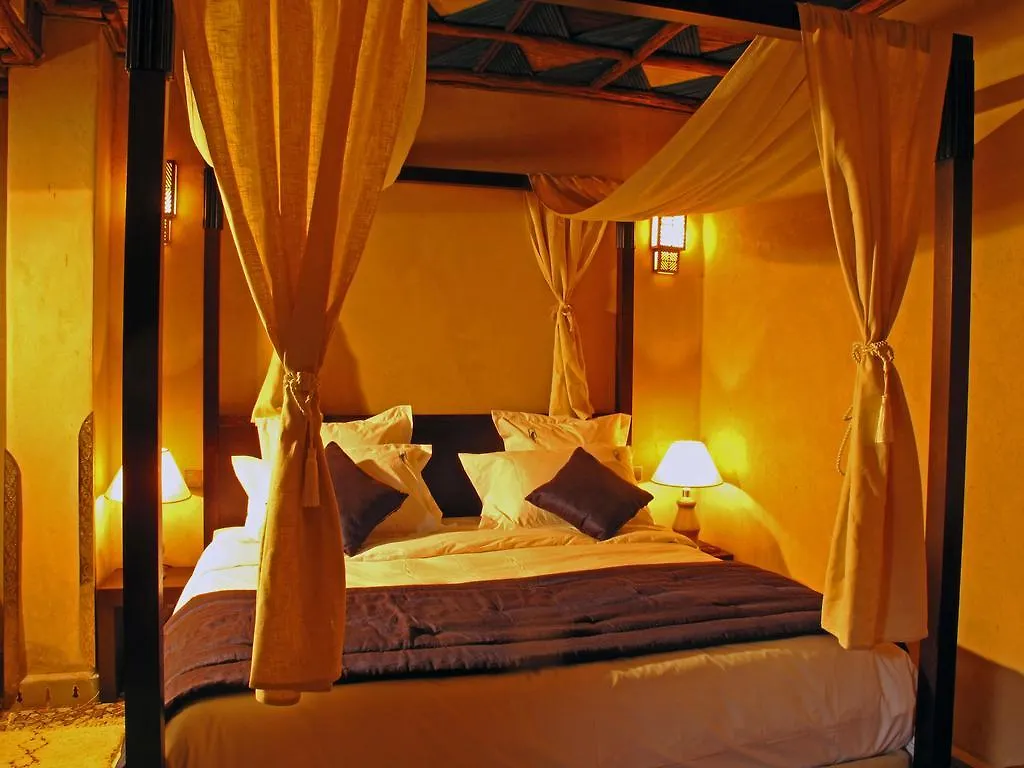 Riad Le Perroquet Bleu Suites & Spa Марракеш