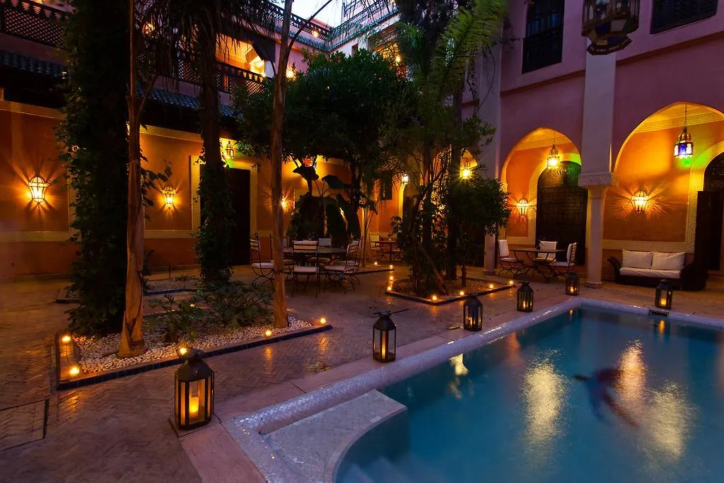 Riad Le Perroquet Bleu Suites & Spa Marrákes